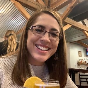 Meet your Posher, Brooke